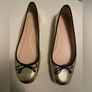 J Crew women’s flats, size 8, gold with black bows